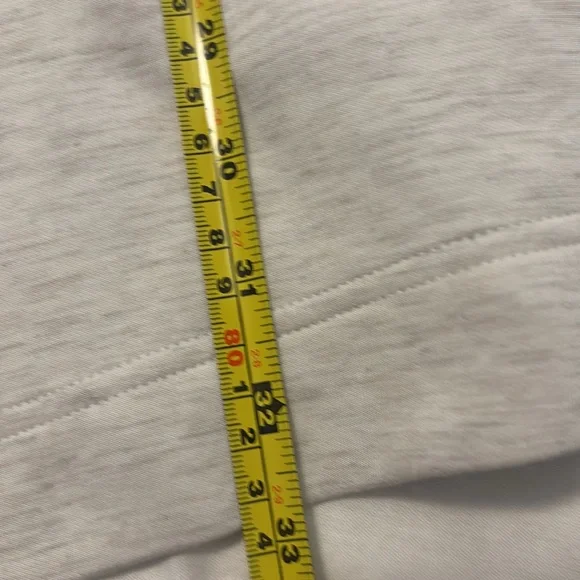 Varley Light Gray Anset wrap jacket SZ XL button closure super soft athleisure - Picture 11 of 16